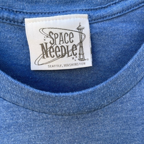Women's Space Needle T-Shirt Blue Logo Solid L Crew Seattle Cut Sleeve Tourism - Picture 2 of 11